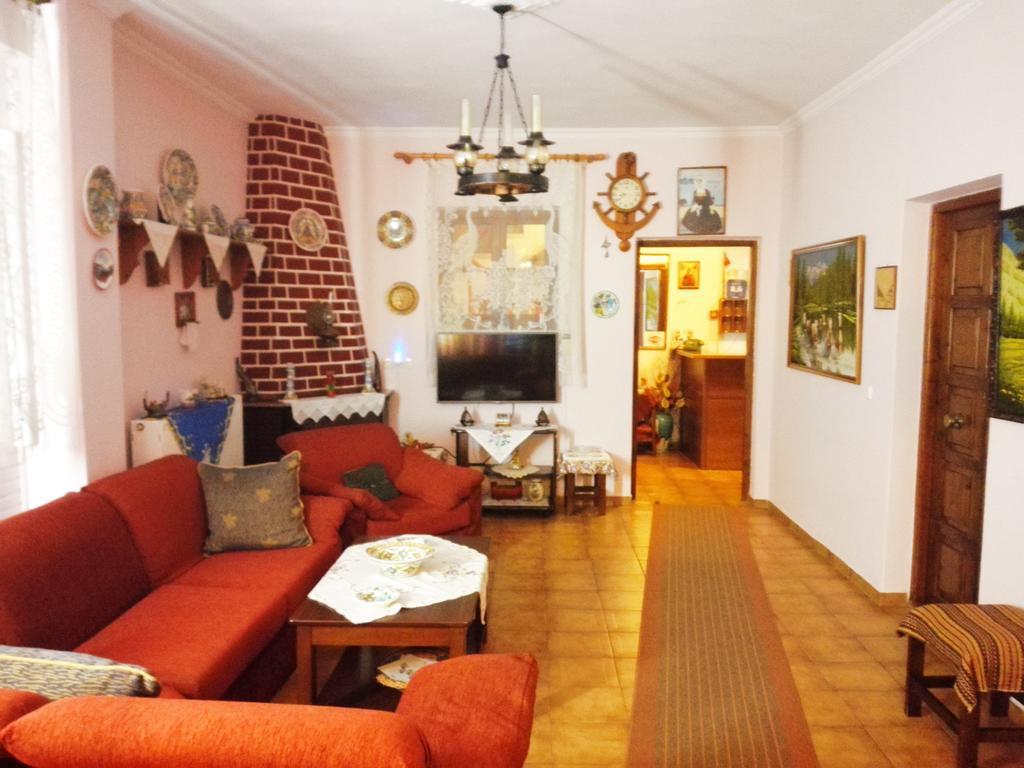 Haravgi Hotel Патітірі Екстер'єр фото